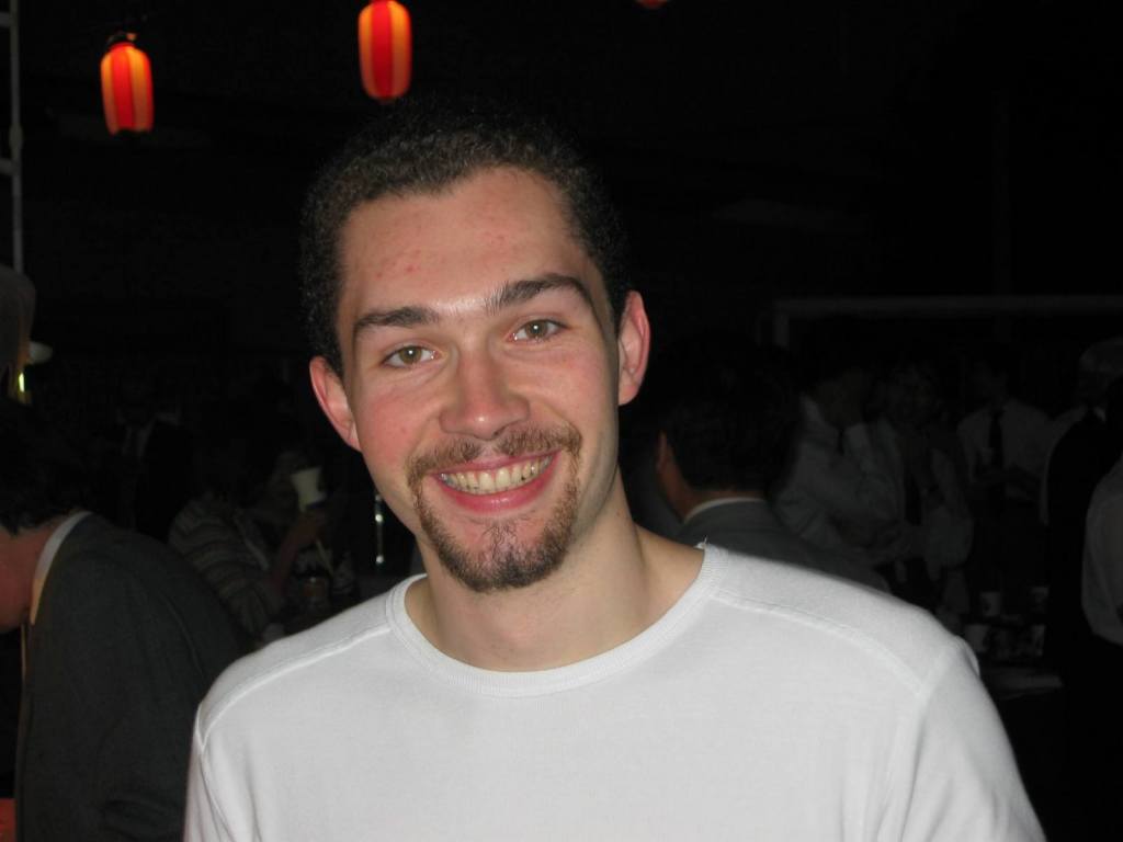 gal/KDDI/Beer Party/103_0307.jpg